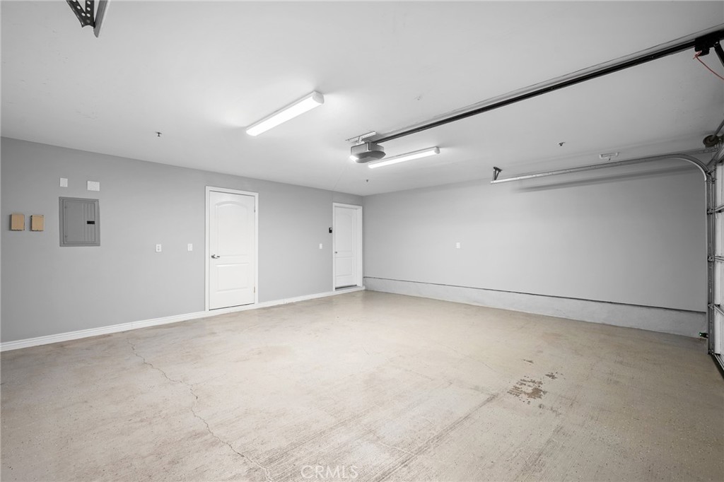 7225 Apperson Street, Unit 105 Tujunga, CA 91042 - Photo 28 of 33