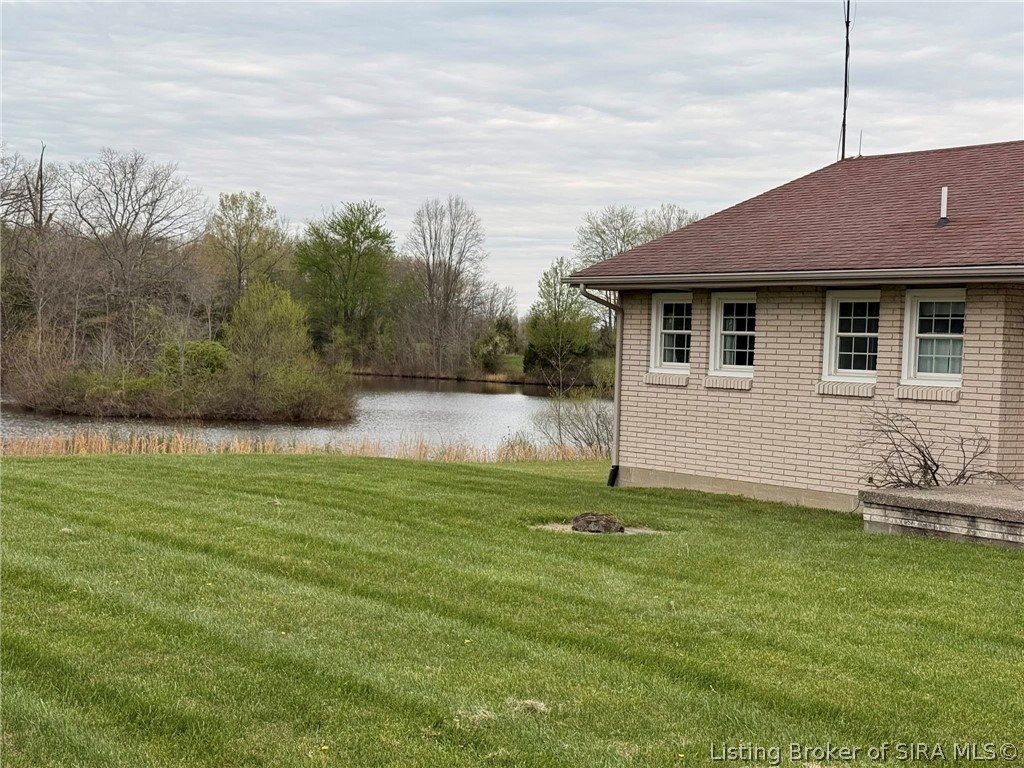 1110 West Helton Road Scottsburg, IN 47170 - Photo 2 of 22