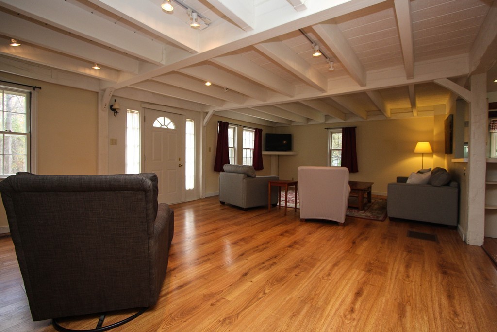 116 Leland Hill Road Sutton, MA 01590 - Photo 9 of 26 Gallery Image 9