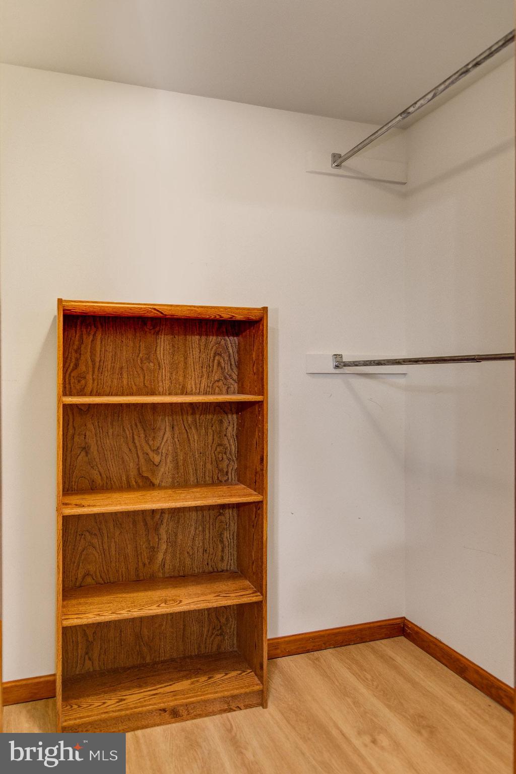 120 Richards Road Bridgeton, NJ 08302 - Photo 21 of 48 Master Bedroom Closet Rack