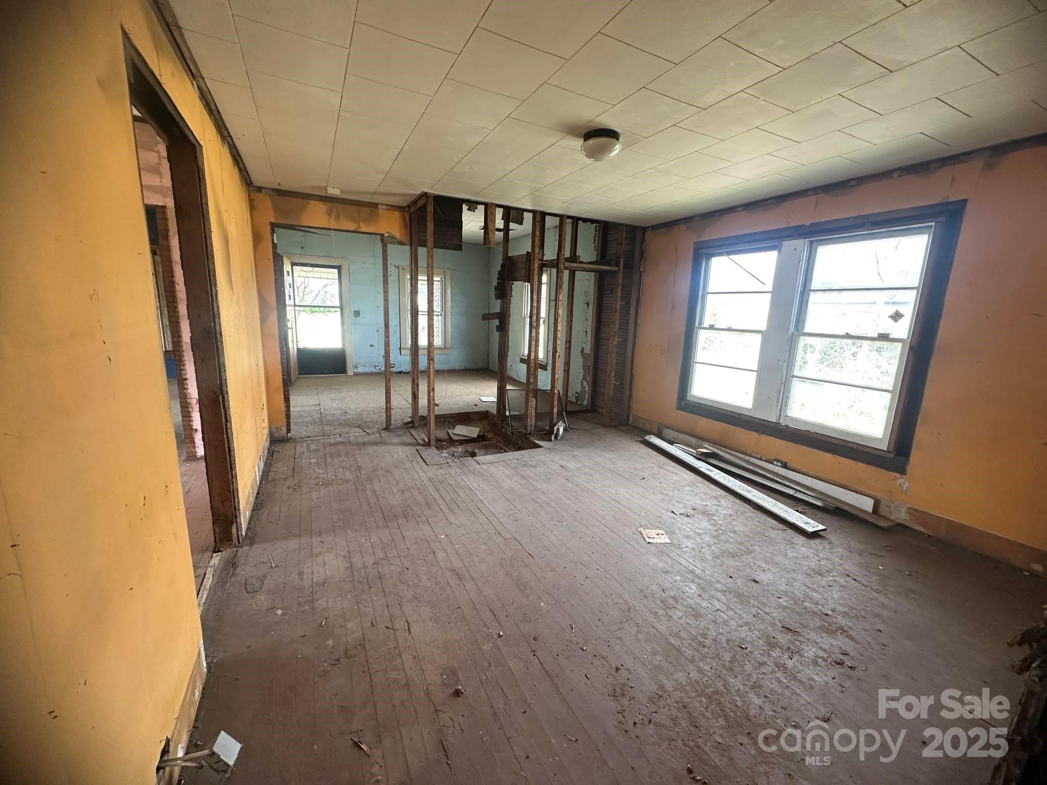 4349 Roberta Road Concord, NC 28027 - Photo 21 of 25 a view of a room with windows