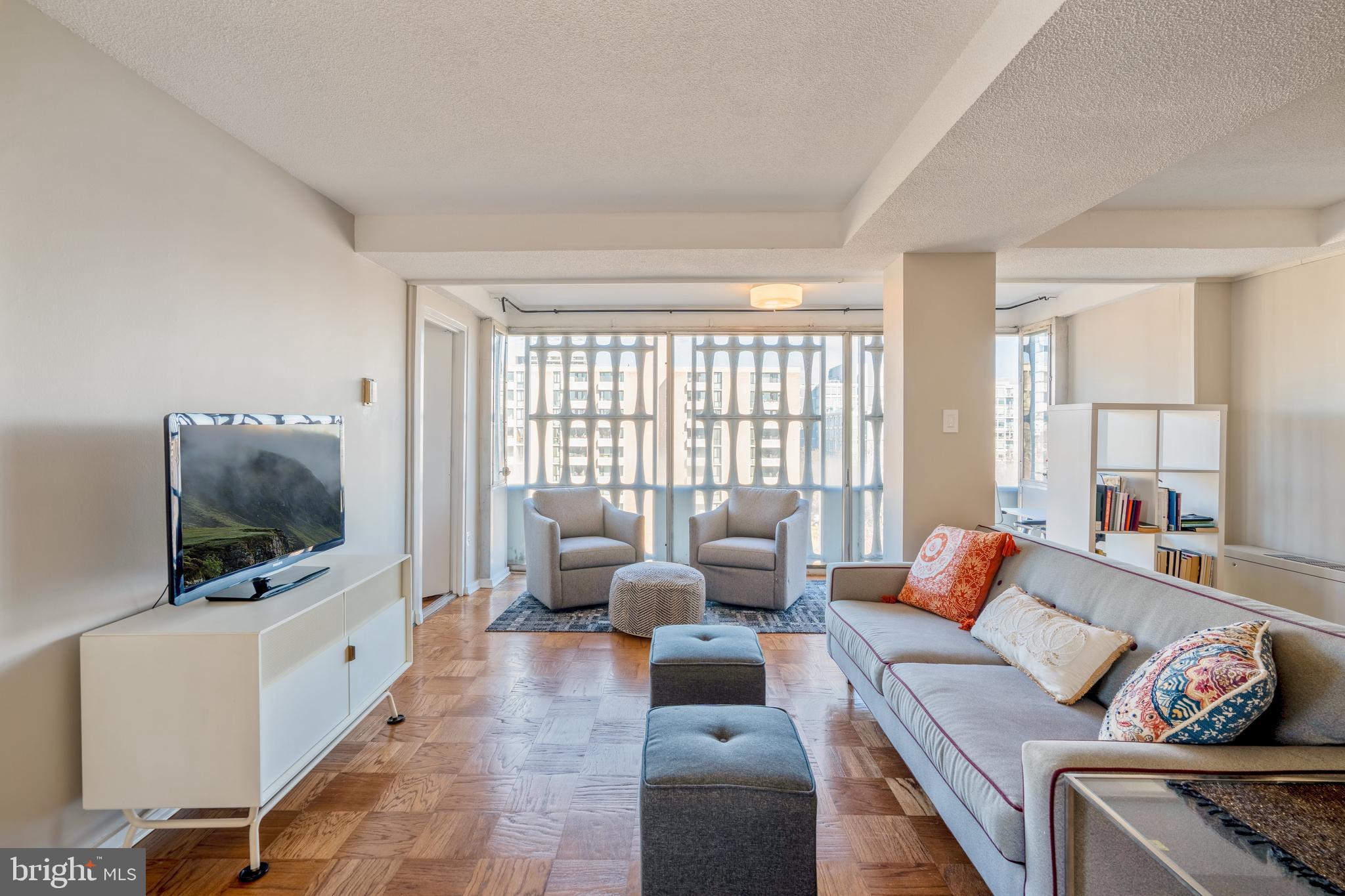 1301 Delaware Avenue Southwest, Unit N606 Washington, DC 20024 - Photo 11 of 33