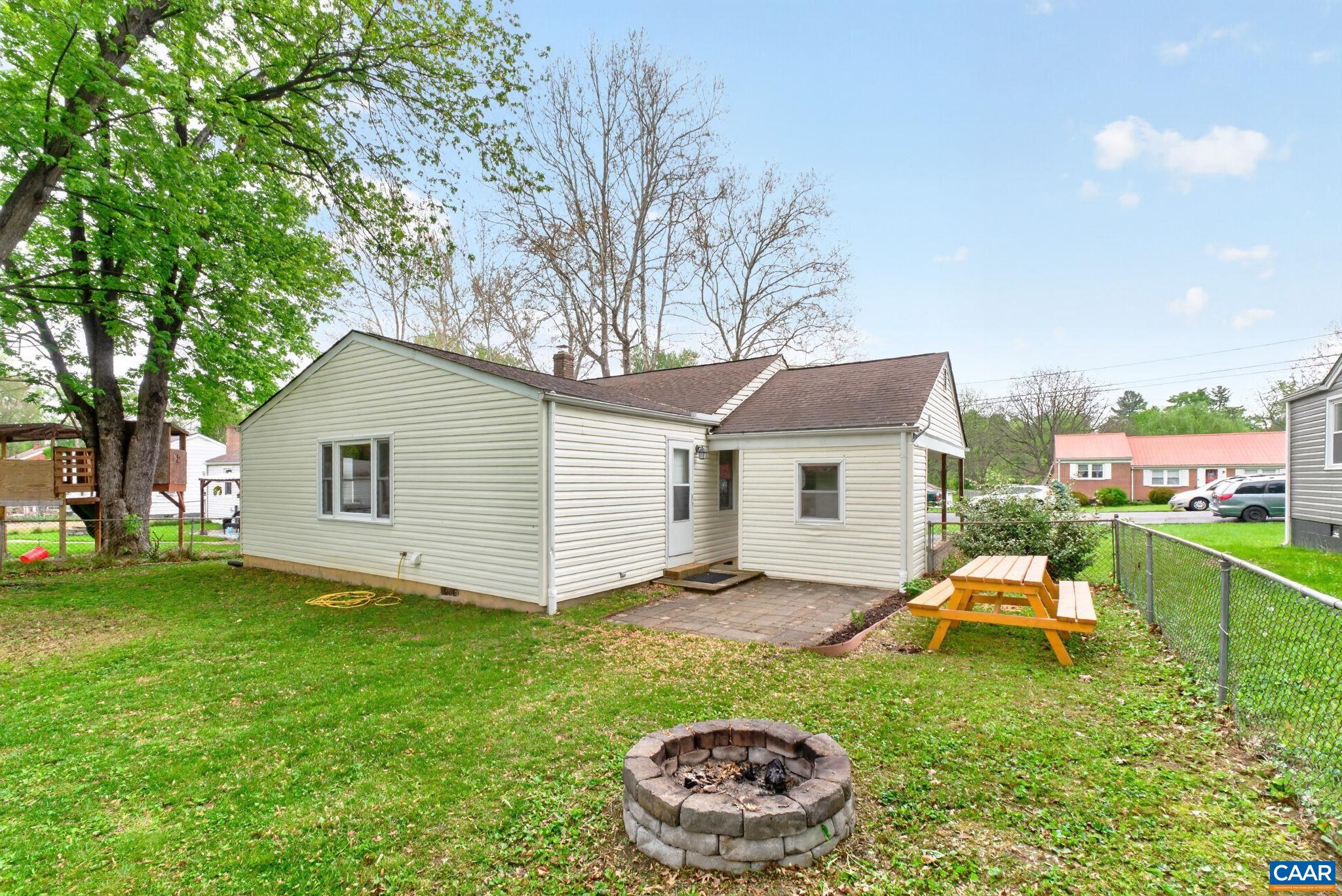228 River Road Waynesboro, VA 22980 - Photo 24 of 34 Gallery Image 24