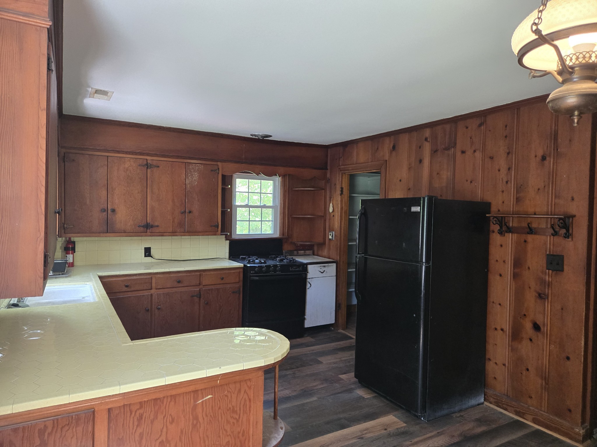 2034 Lake Road Greenbrier, TN 37073 - Photo 2 of 13