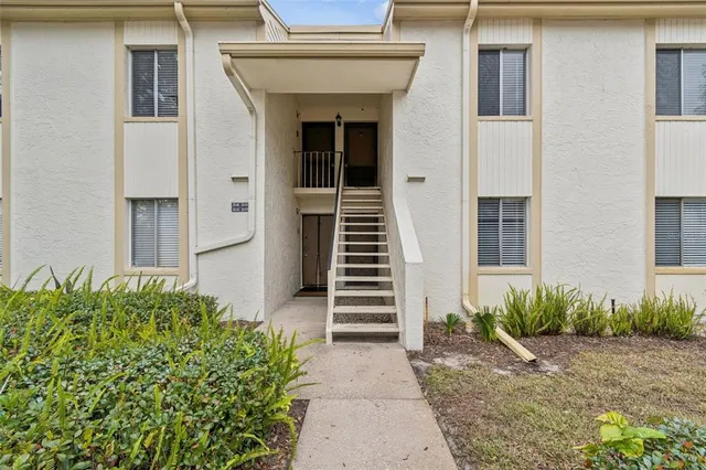 $185,000 | 208 Palmetto Court, Unit 208, Oldsmar, FL 34677