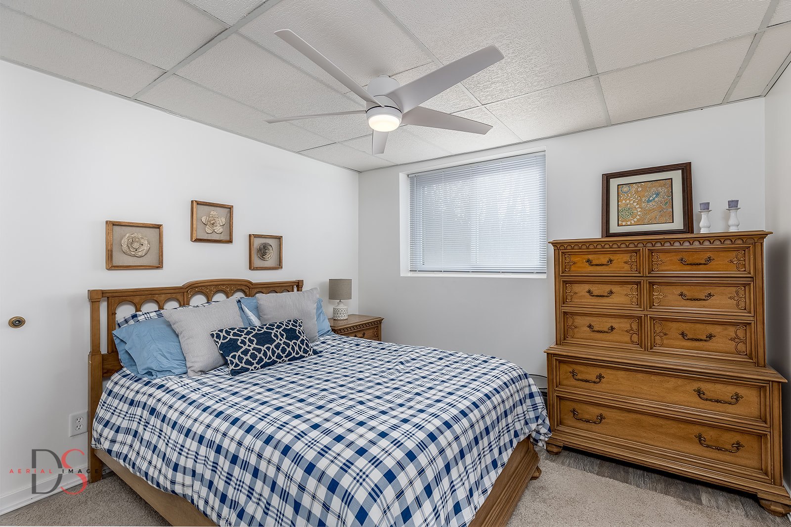 152 Beachview Court Varna, IL 61375 - Photo 22 of 46 a bedroom with a bed and a dresser