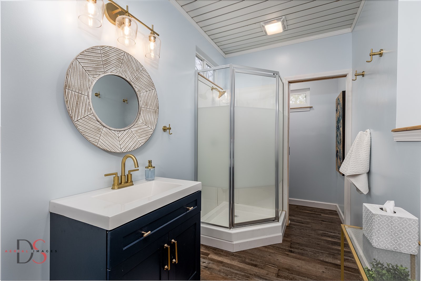 152 Beachview Court Varna, IL 61375 - Photo 24 of 46 a bathroom with a sink a toilet and shower