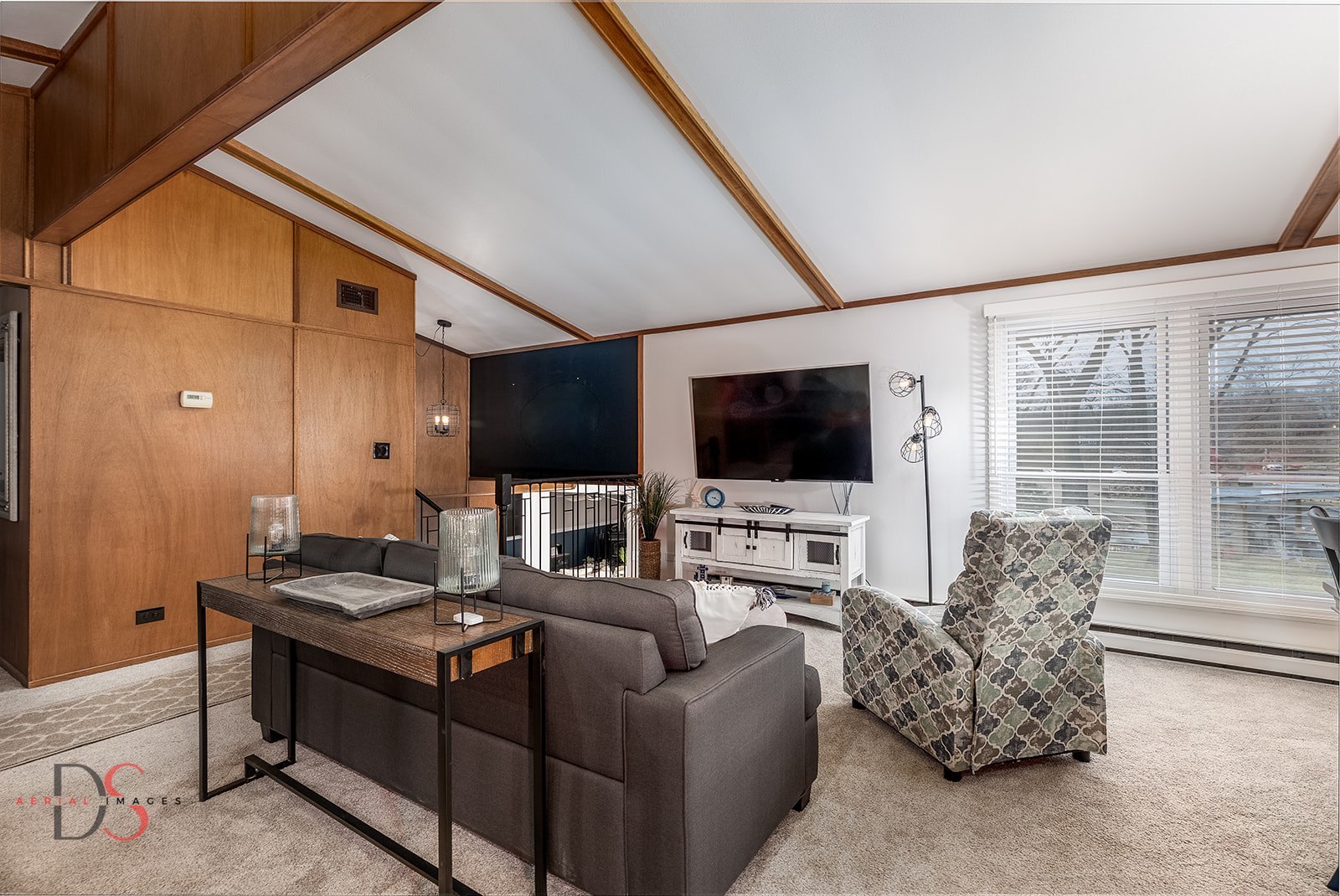 152 Beachview Court Varna, IL 61375 - Photo 7 of 46 a living room with furniture and a flat screen tv