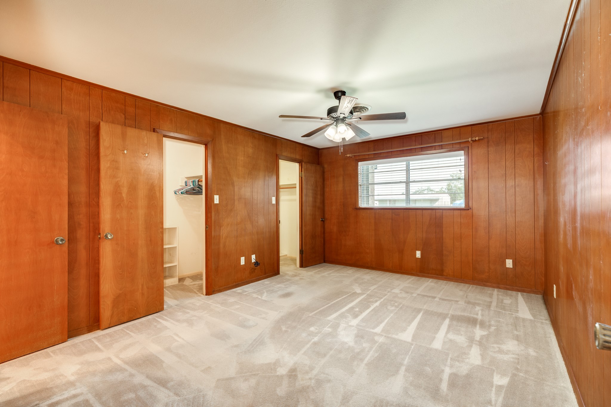 232 Magnolia Street Brazoria, TX 77422 - Photo 14 of 28 a view of an empty room with a window