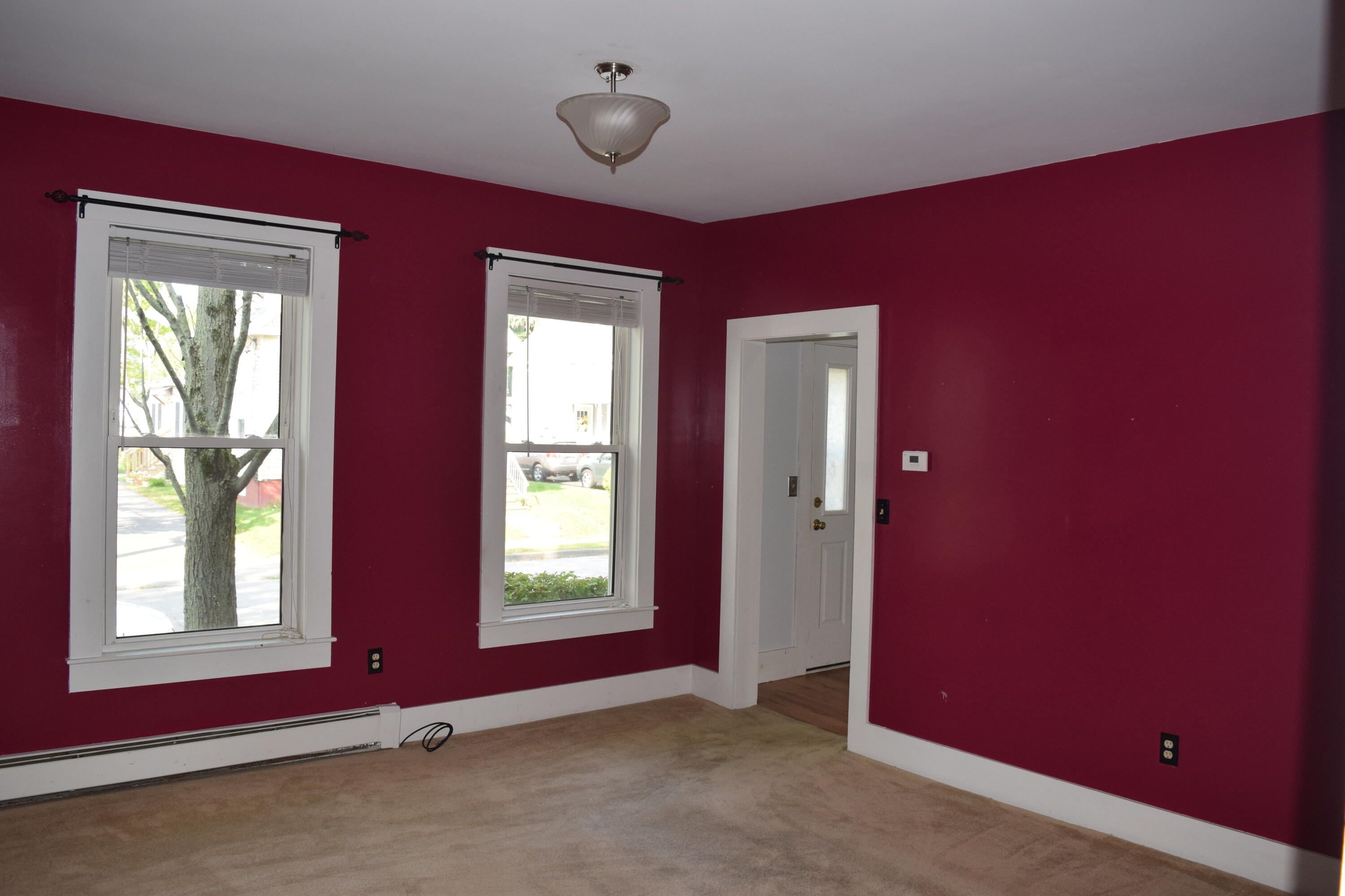 114 Rochester Street, Unit 114 Westbrook, ME 04092 - Photo 12 of 32 Living Room