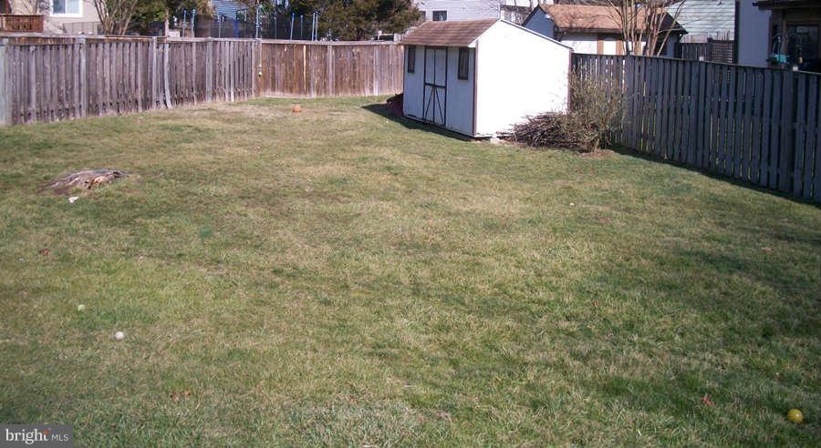 4439 Flintstone Road Alexandria, VA 22306 - Photo 26 of 29 Exterior (Rear)