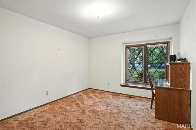 $375,000 | 3911 Charbonier Road, Hazelwood, MO 63031