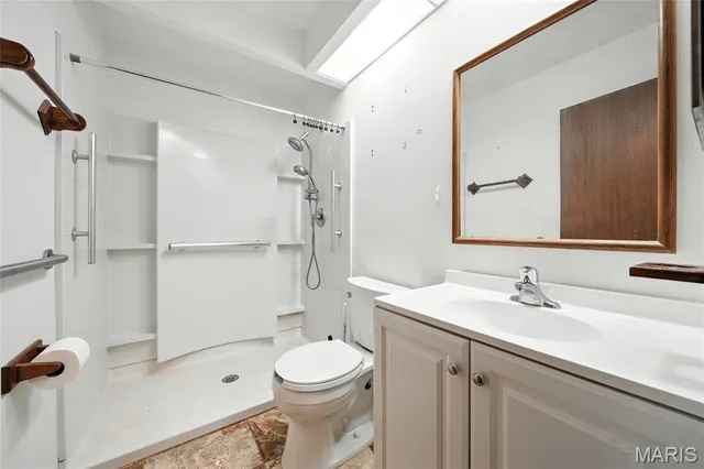 $375,000 | 3911 Charbonier Road, Hazelwood, MO 63031