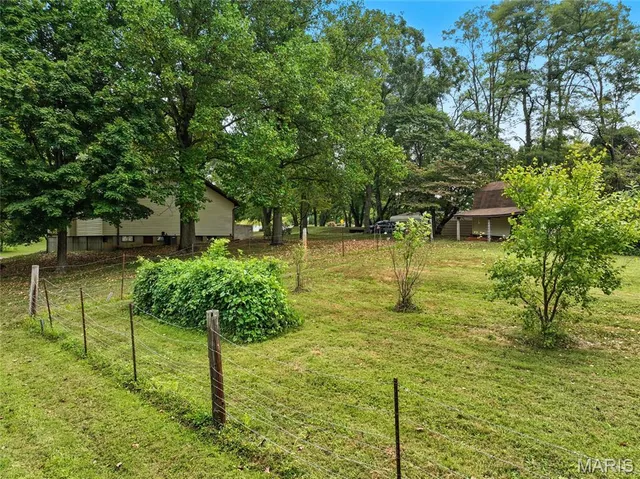 $375,000 | 3911 Charbonier Road, Hazelwood, MO 63031