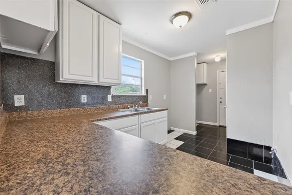 $1,475 | 2446 Mayview Drive, Houston, TX 77091