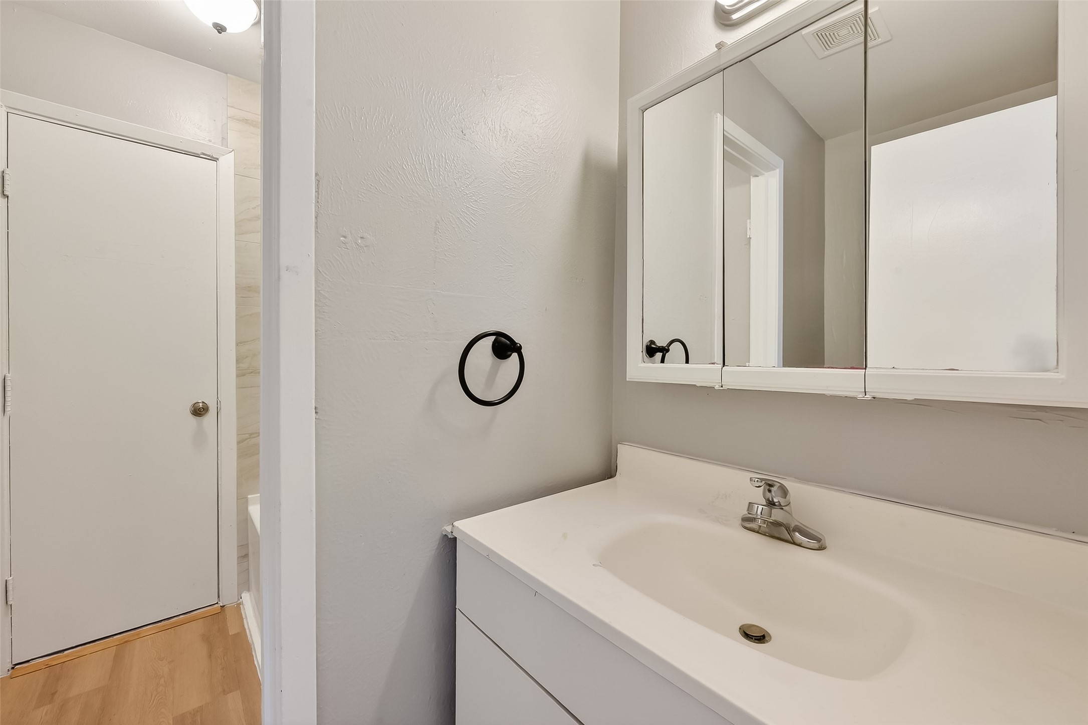2446 Mayview Drive Houston, TX 77091 - Photo 23 of 34