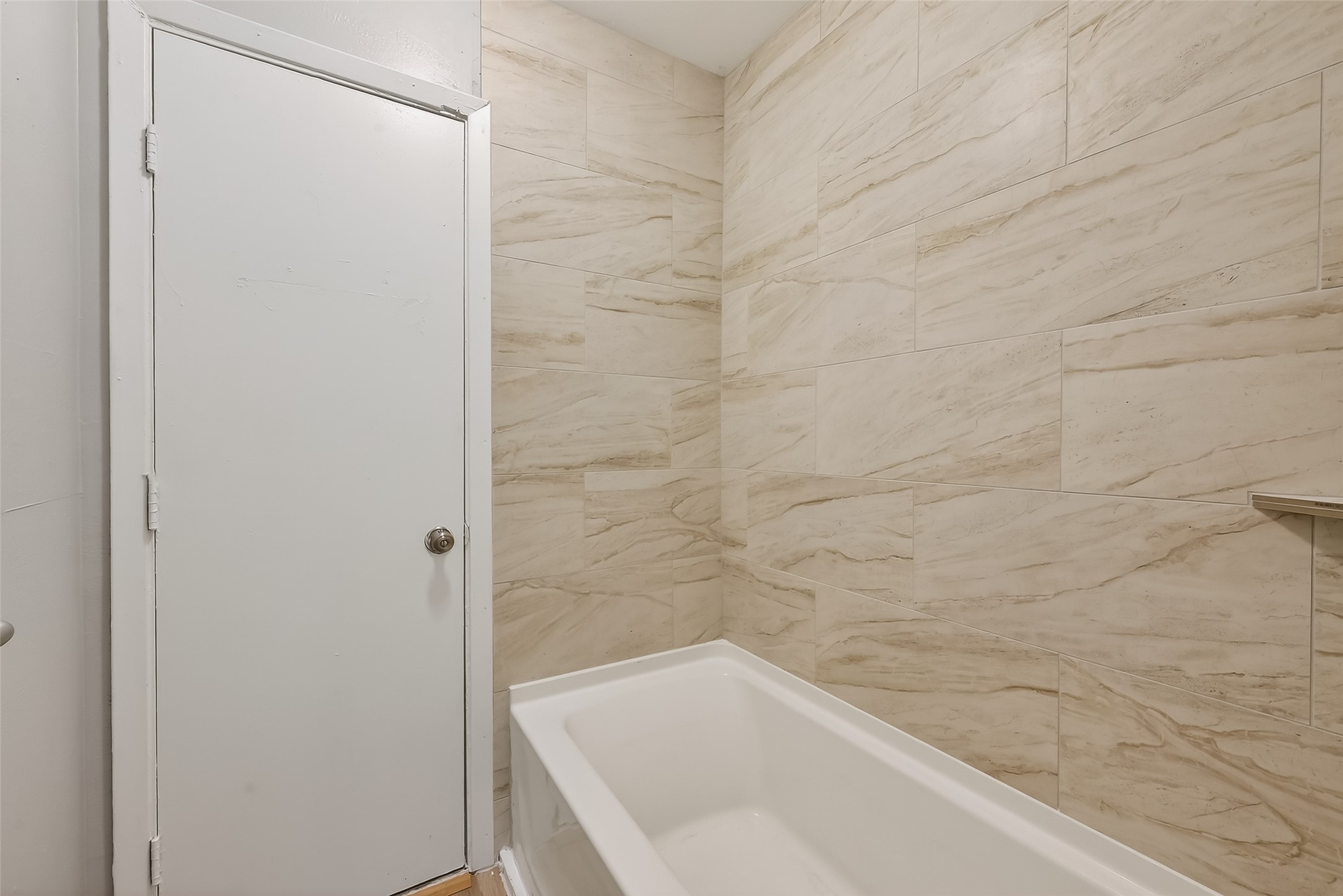 2446 Mayview Drive Houston, TX 77091 - Photo 24 of 34