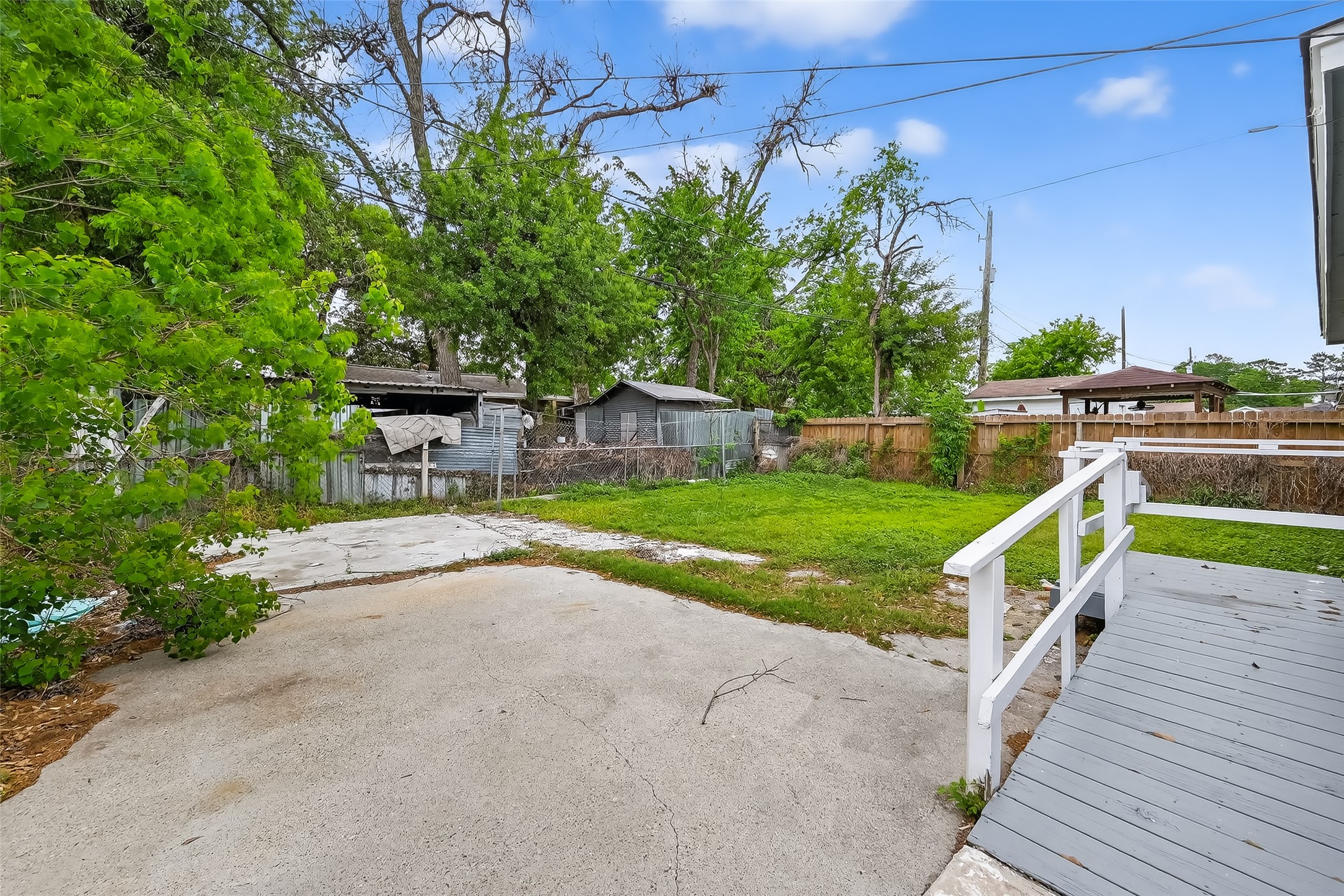 2446 Mayview Drive Houston, TX 77091 - Photo 31 of 34