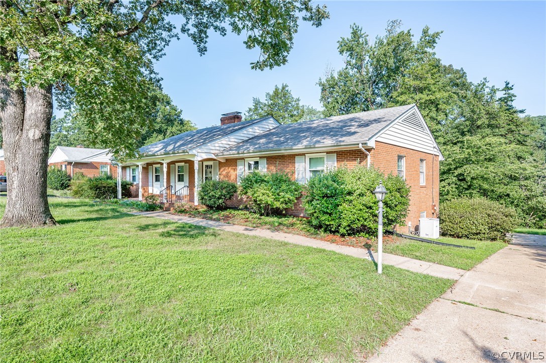 4800 Bonnie Brae Road North Chesterfield, VA 23234 - Photo 3 of 29 Gallery Image 3