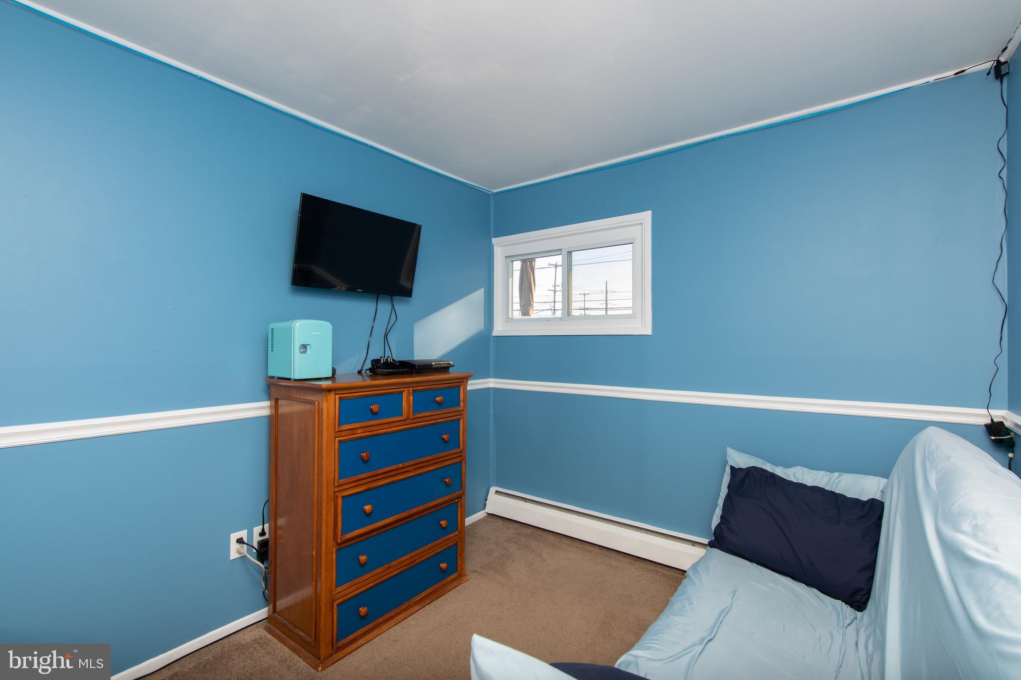 56 Old Brook Road Levittown, PA 19057 - Photo 18 of 30 Gallery Image 18