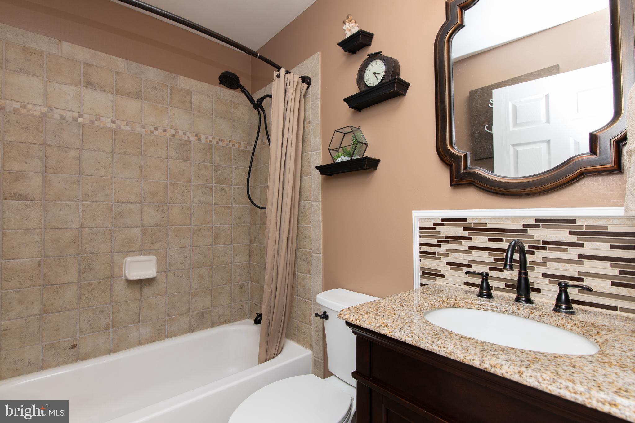 56 Old Brook Road Levittown, PA 19057 - Photo 21 of 30 Gallery Image 21