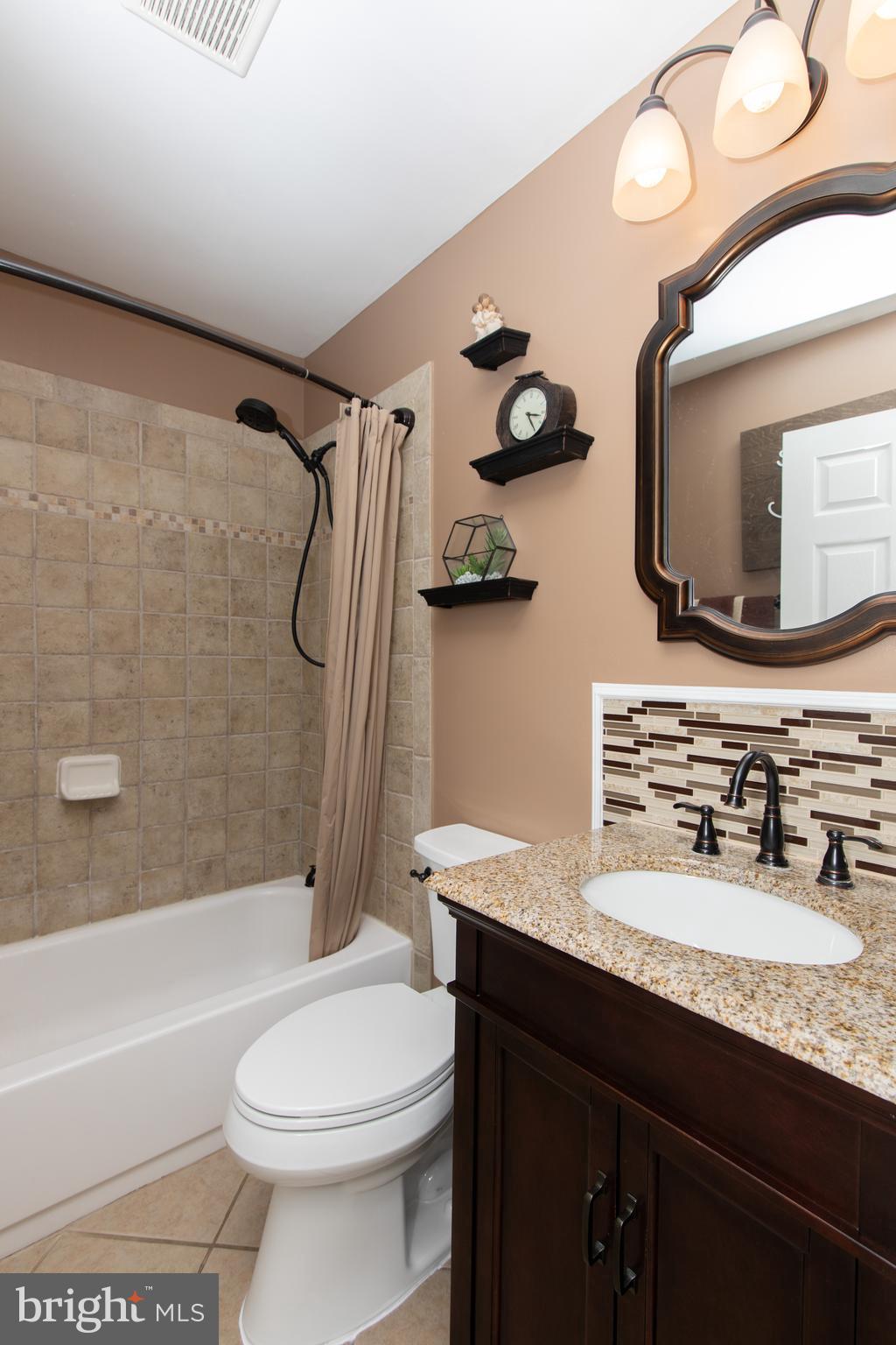 56 Old Brook Road Levittown, PA 19057 - Photo 22 of 30 Gallery Image 22