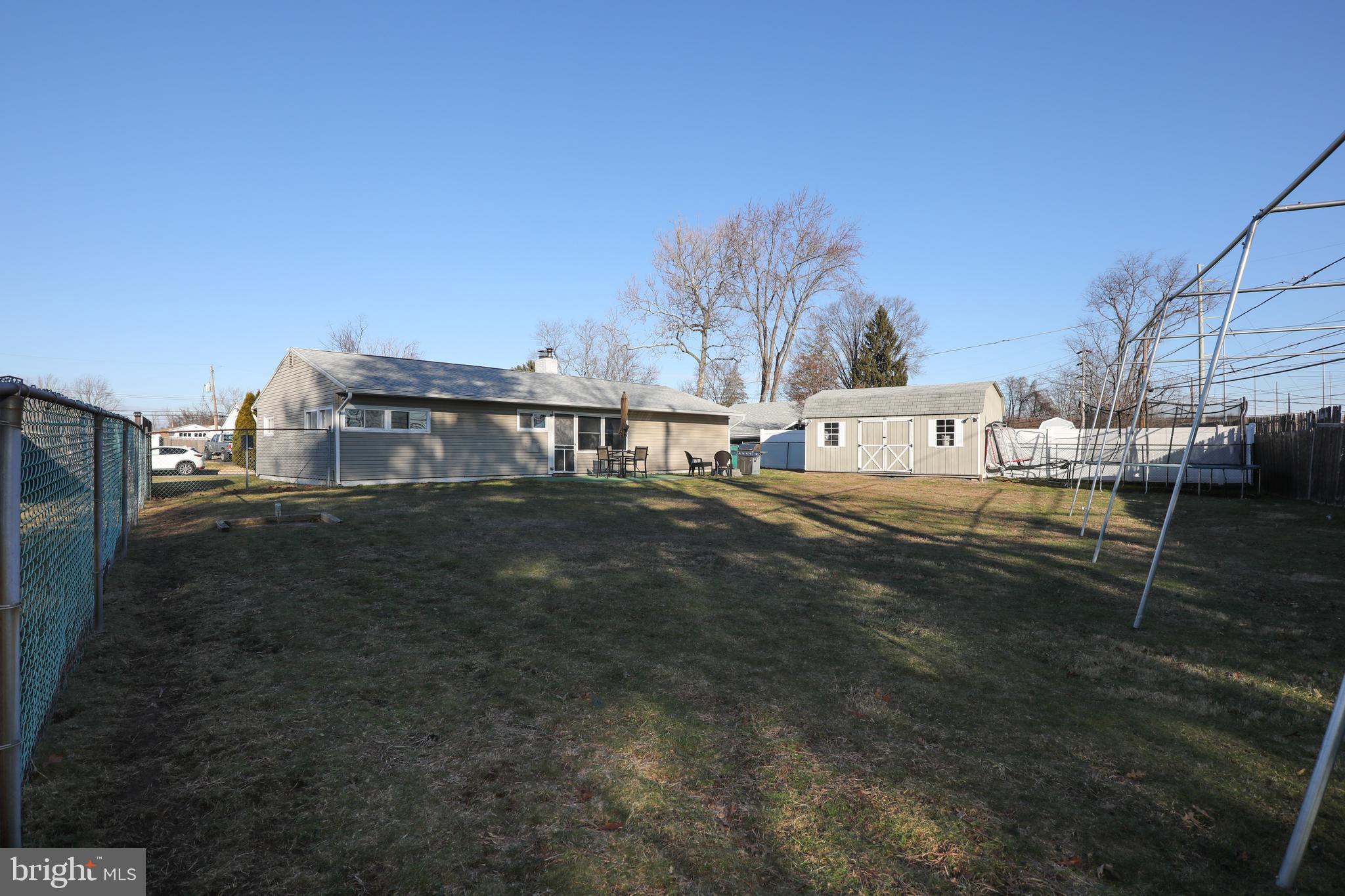 56 Old Brook Road Levittown, PA 19057 - Photo 27 of 30 Gallery Image 27