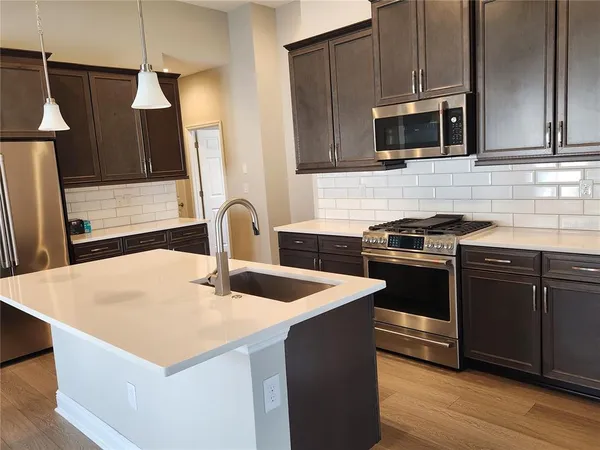 $2,500 | 12569 Oak Hill Way, Parrish, FL 34219