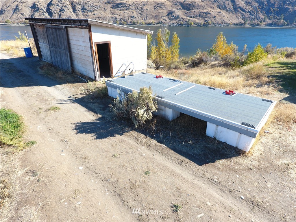 1100 Azwell Road Chelan, WA 98816 - Photo 23 of 34