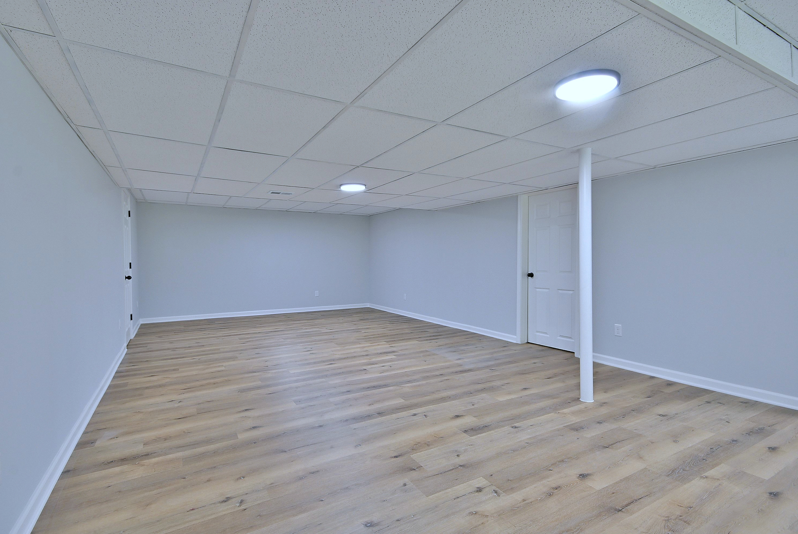 1605 Middletree Road Joliet, IL 60433 - Photo 31 of 44 a view of empty room