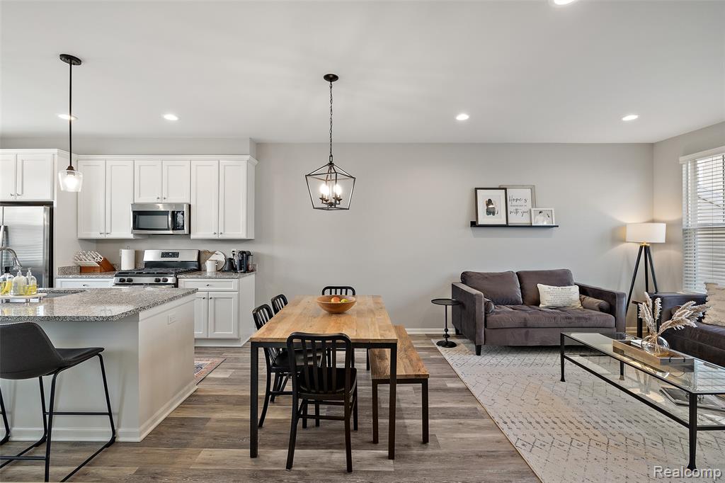 2500 Normandy Road, Unit 13 Royal Oak, MI 48073 - Photo 9 of 33 Gallery Image 9
