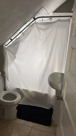 $1,850 | 63 Messina Street, Providence, RI 02908