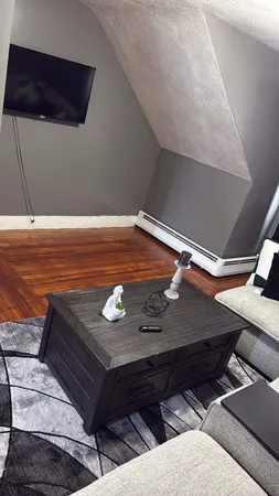 $1,850 | 63 Messina Street, Providence, RI 02908