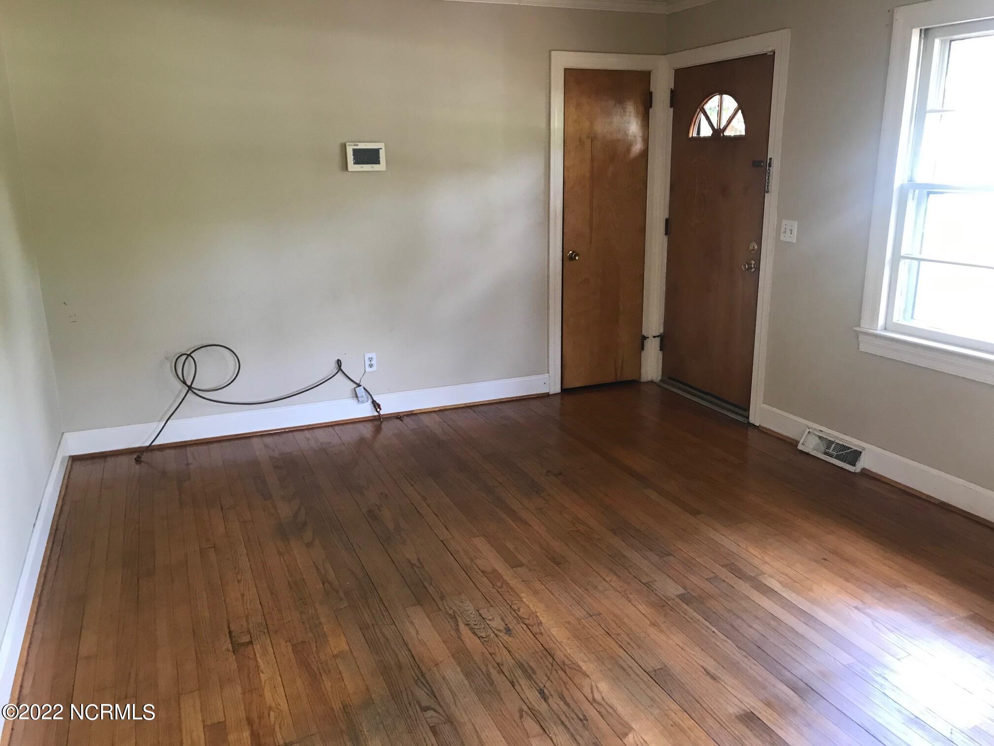 3497 Dobbs Farm Road Kinston, NC 28504 - Photo 5 of 10 5