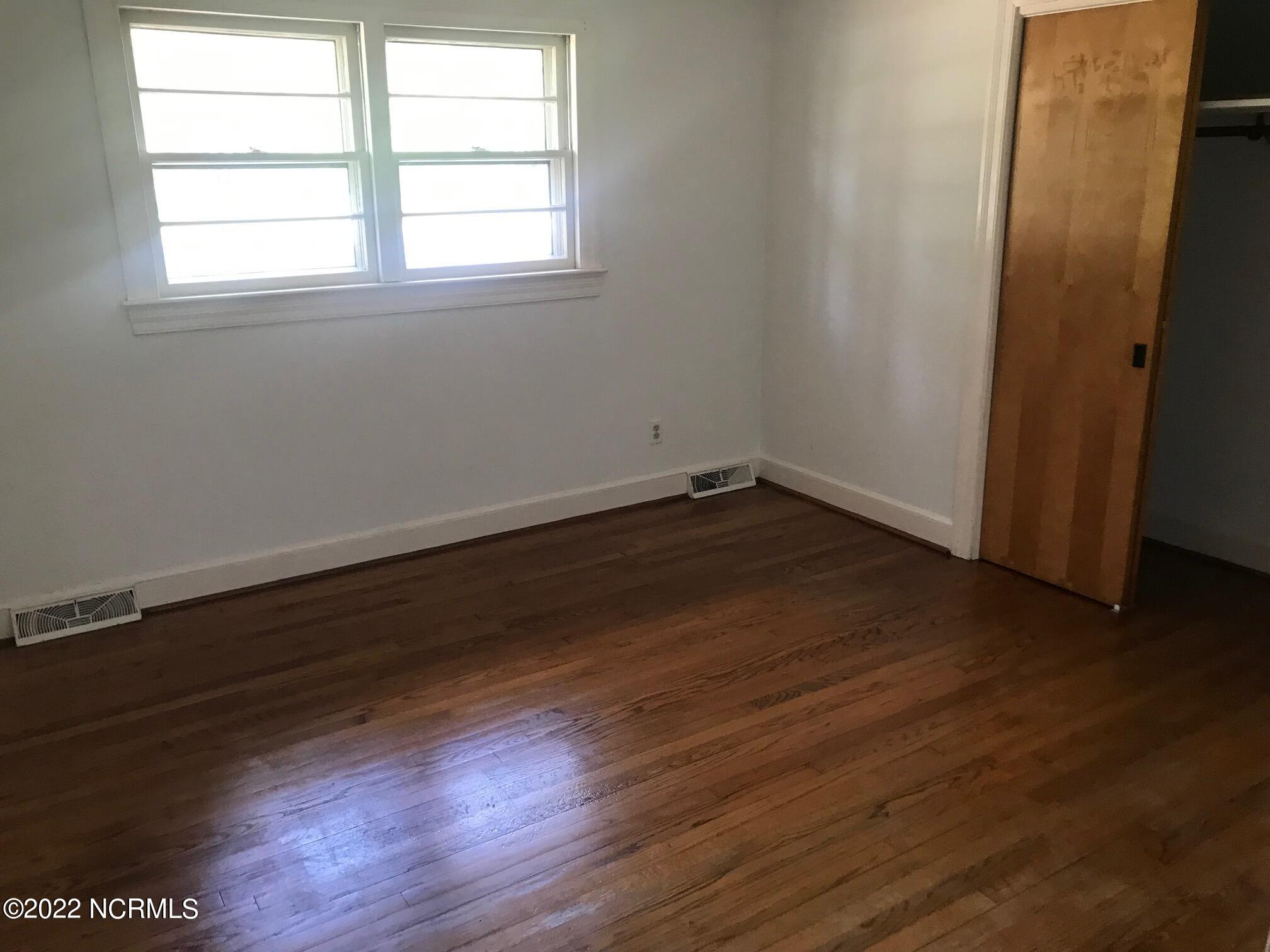 3497 Dobbs Farm Road Kinston, NC 28504 - Photo 6 of 10 6