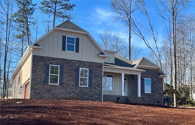 $514,900 | 202 Spyglass Lane, Seneca, SC 29678