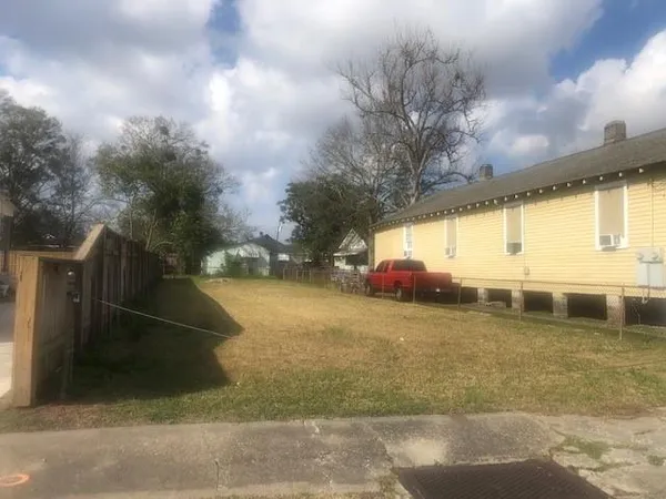 $75,000 | 1119 9th Street, Gretna, LA 70053