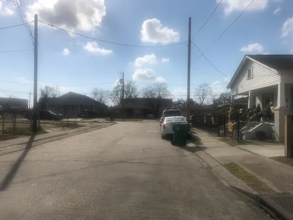 $75,000 | 1119 9th Street, Gretna, LA 70053