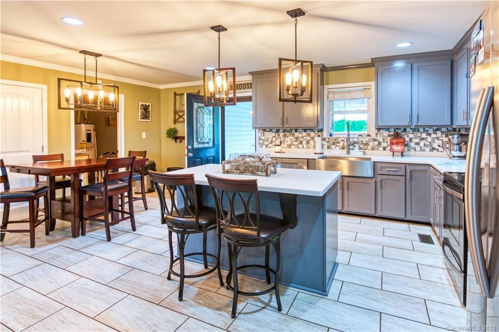 549 Potter Road Lancaster, SC 29720 - Photo 3 of 36 Gallery Image 3