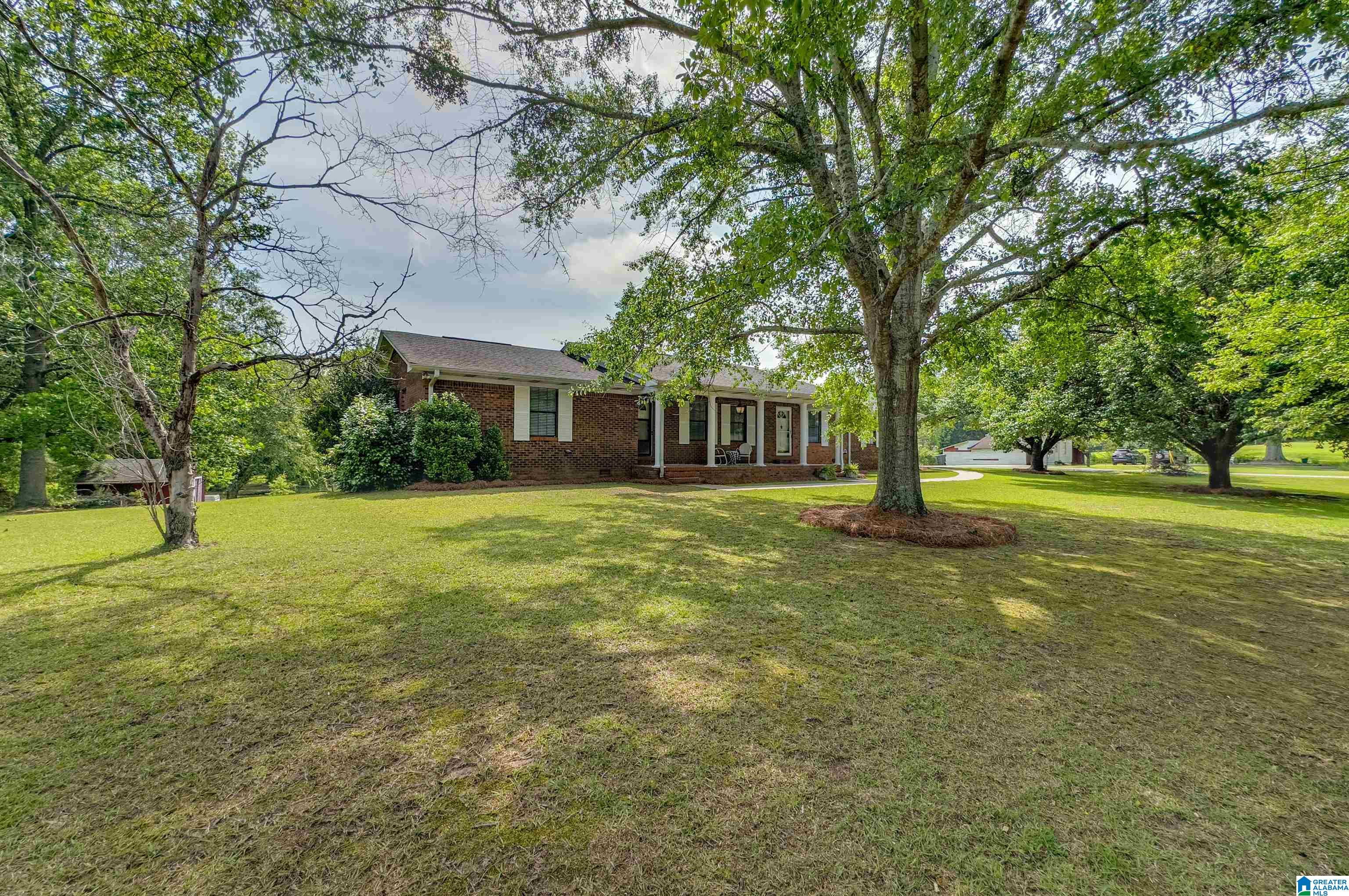609 Maple Street Clanton, AL 35045 - Photo 5 of 53