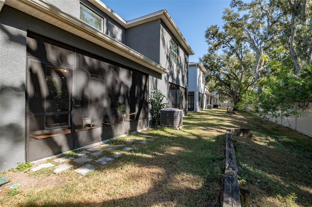 3327 Pleasant Willow Court Brandon, FL 33511 - Photo 28 of 28 a view of a building with shower