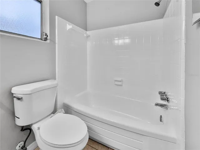 $2,395 | Undisclosed Address, Largo, FL 33774