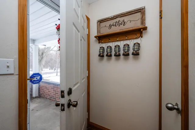 $350,000 | 966 Wedgewood Road, St. Joseph, MI 49085