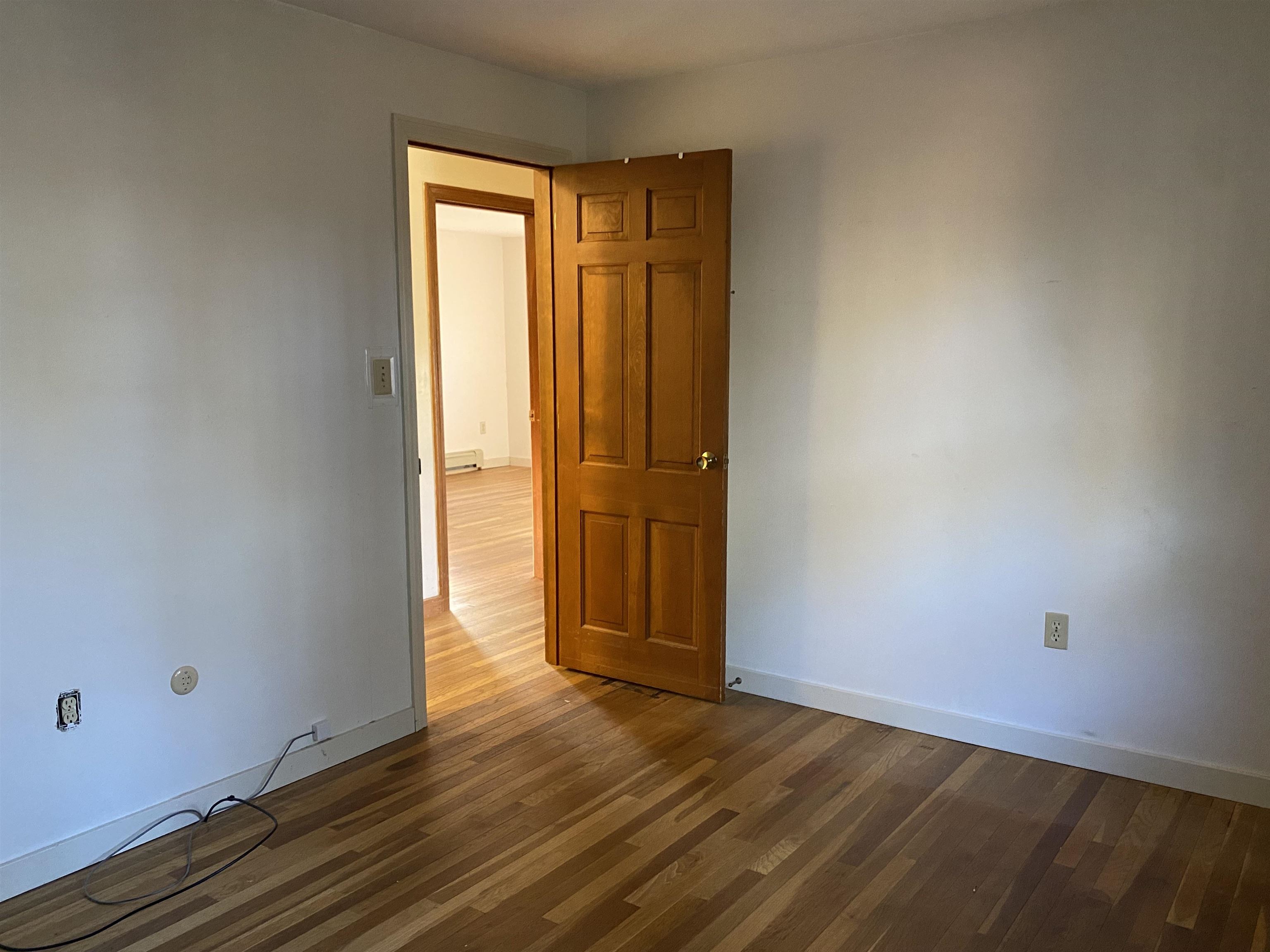 271 Page Road Bow, NH 03304 - Photo 11 of 36