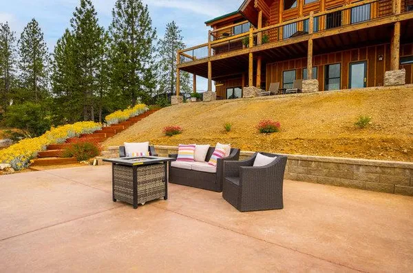 $1,695,000 | 2081 Ponderosa Way, Murphys, CA 95247