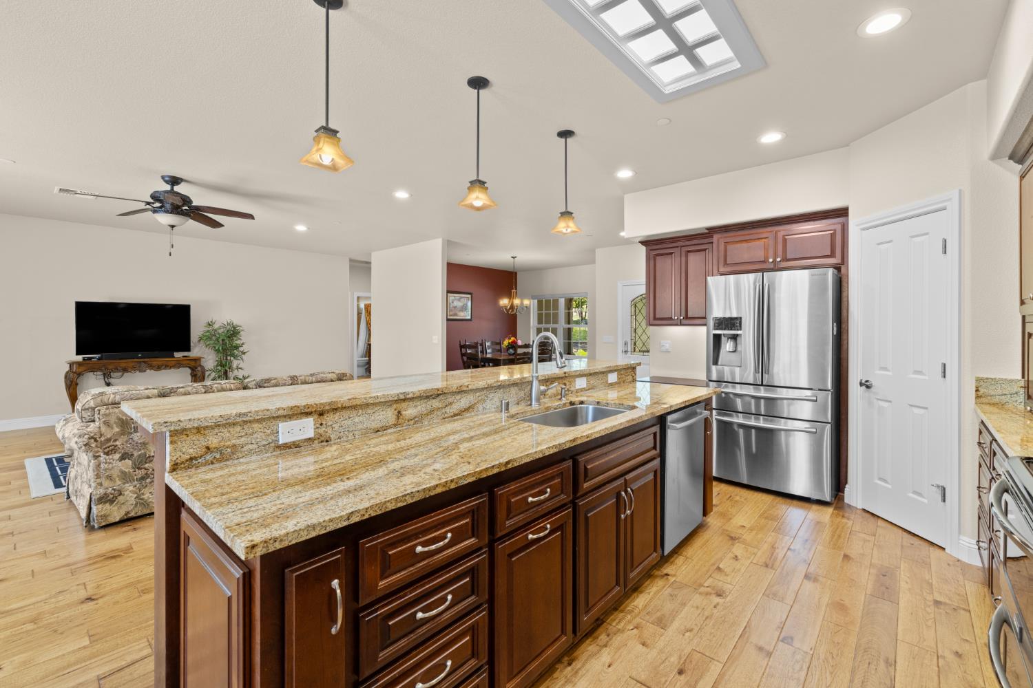 11733 Inverness Way Auburn, CA 95602 - Photo 12 of 62