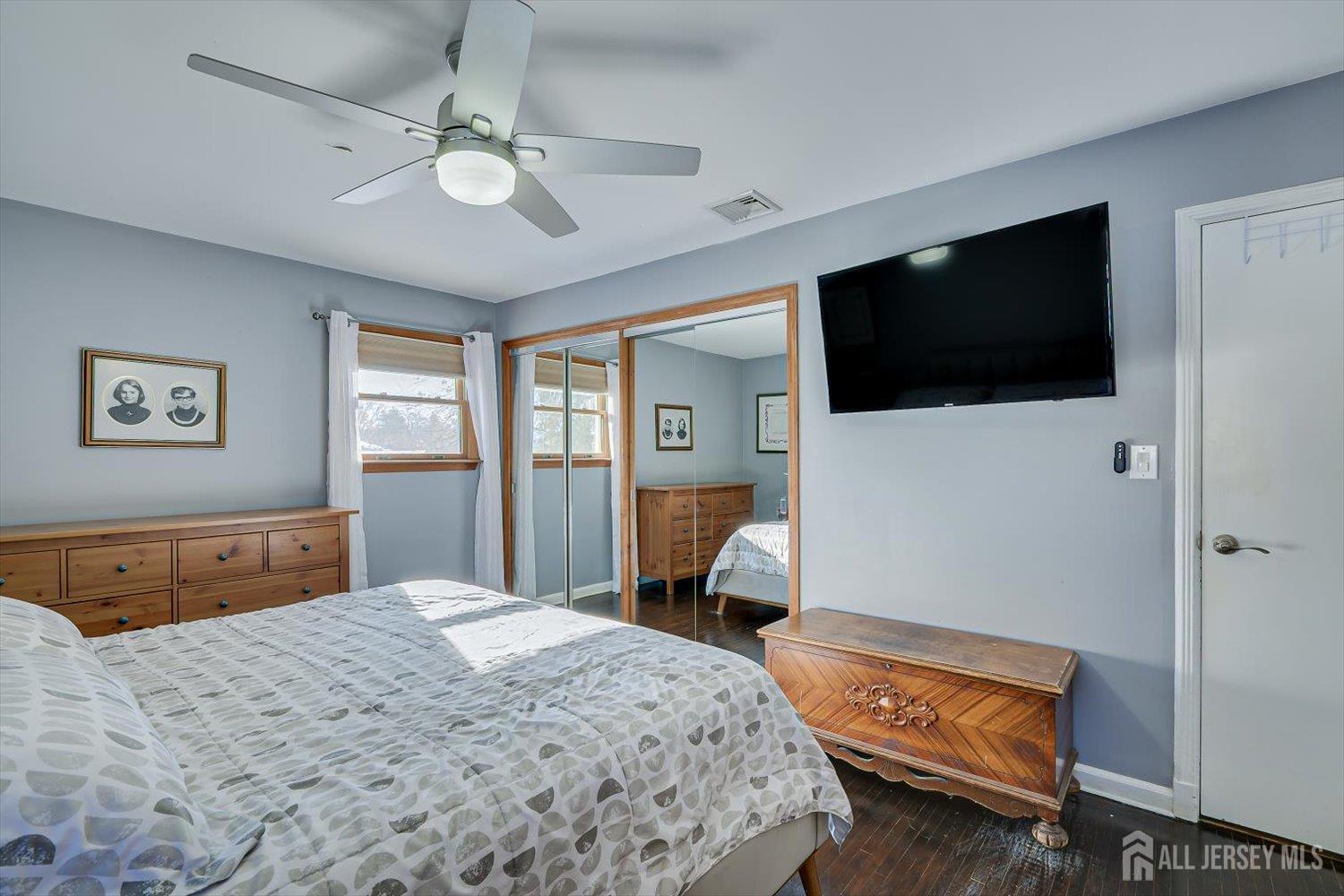 9 Olden Road Edison, NJ 08817 - Photo 31 of 39