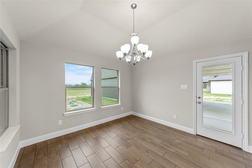 18310 Chippewa Court Terrell, TX 75160 - Photo 9 of 35 a view of an empty room with a window