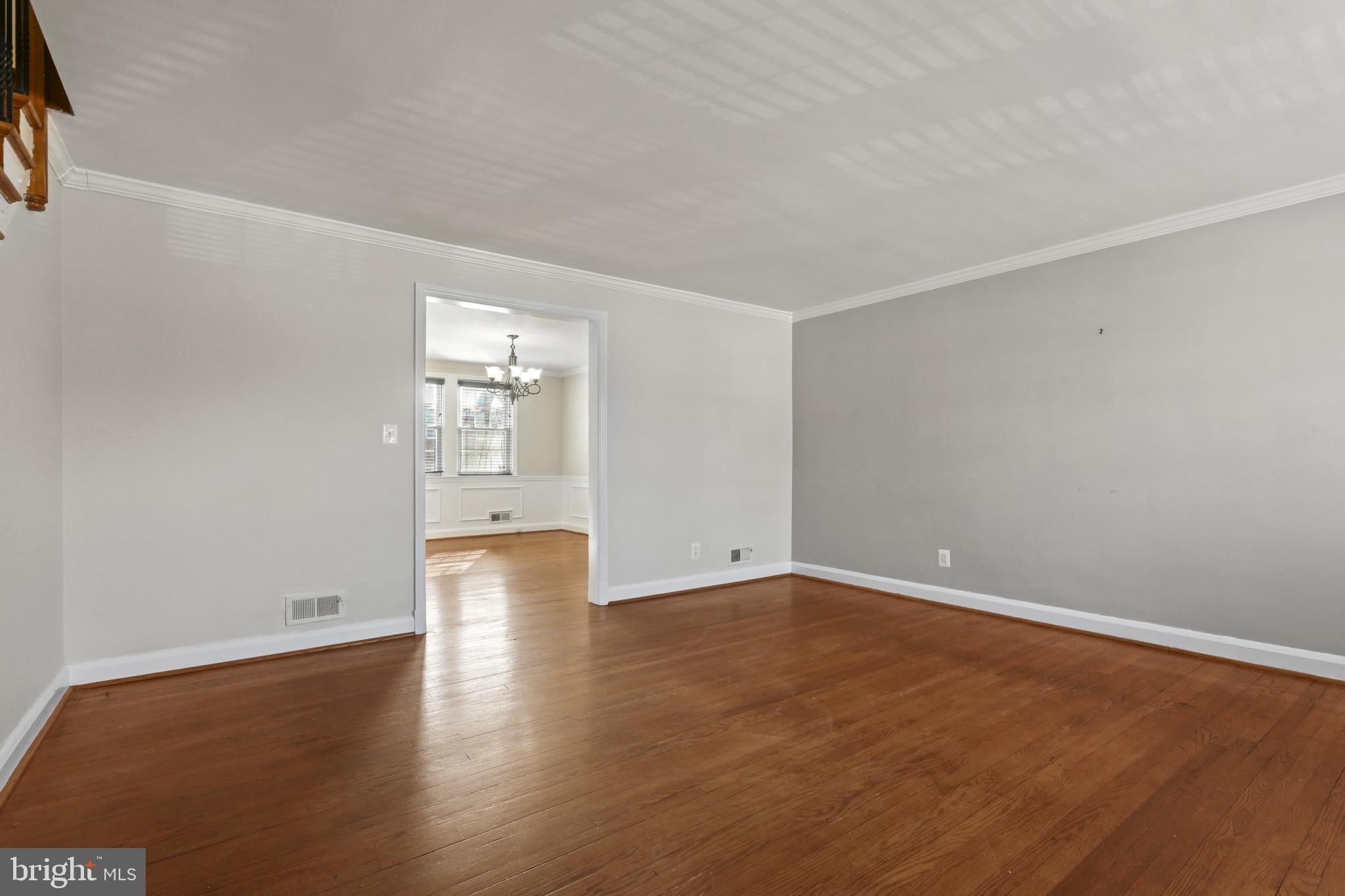 1509 Upshire Road Baltimore, MD 21218 - Photo 5 of 29