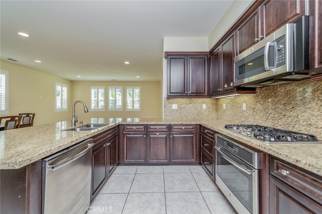 219 Wicker Irvine, CA 92618 - Photo 3 of 25